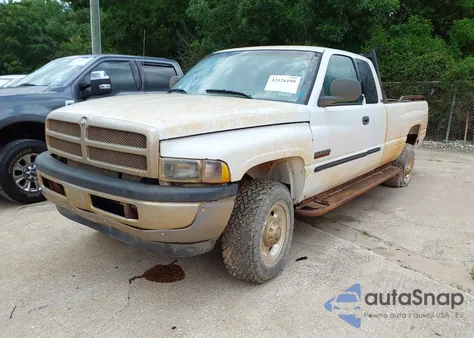2001 Dodge Ram 2500 St из США, поврежденный, VIN 1B7KF236X1J617341